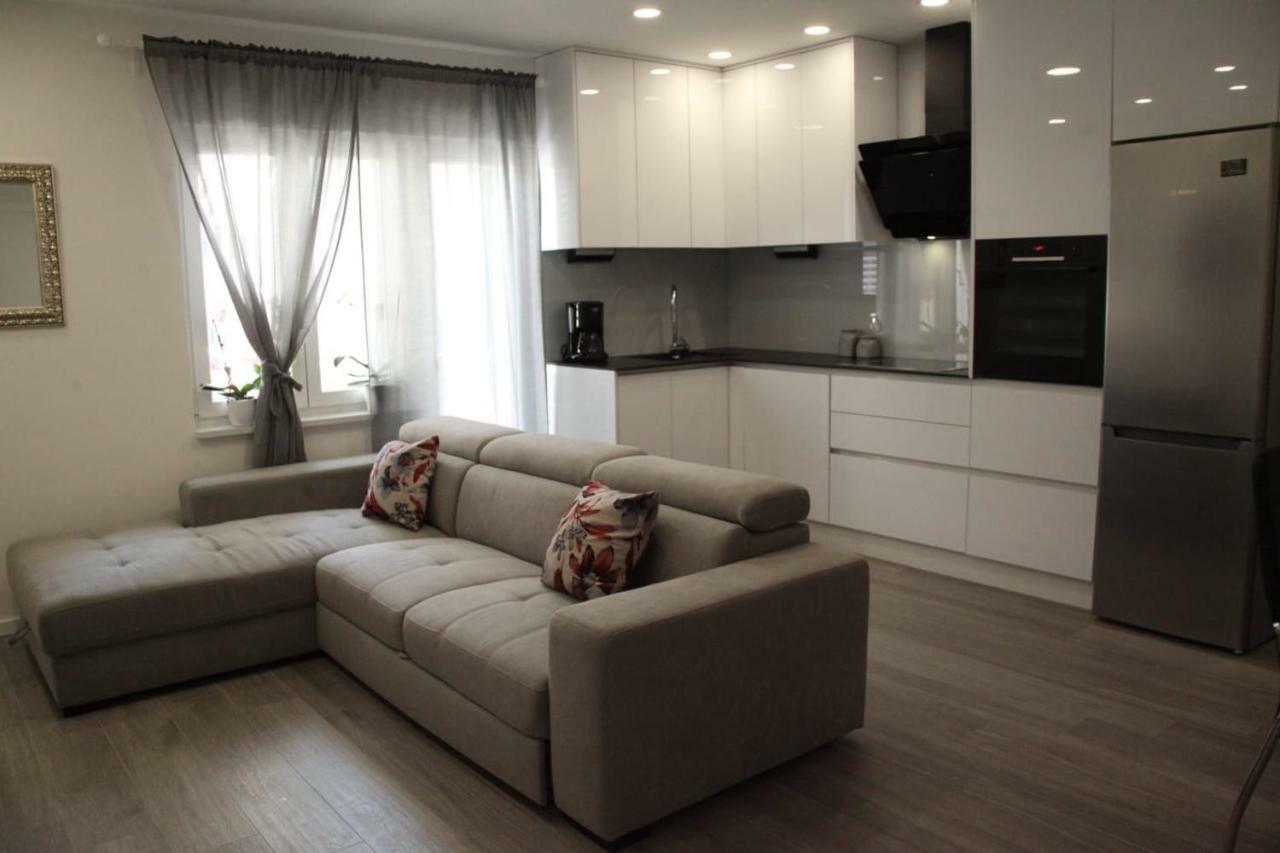 Apartments Holiday Башка-Вода Экстерьер фото